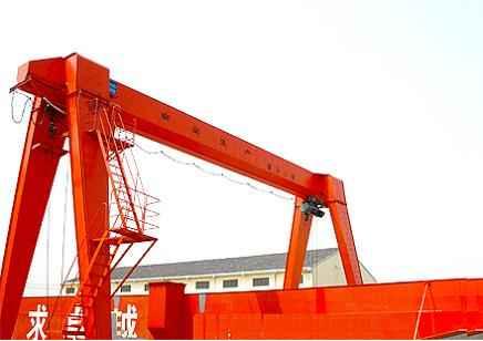 Single-girder gantry crane